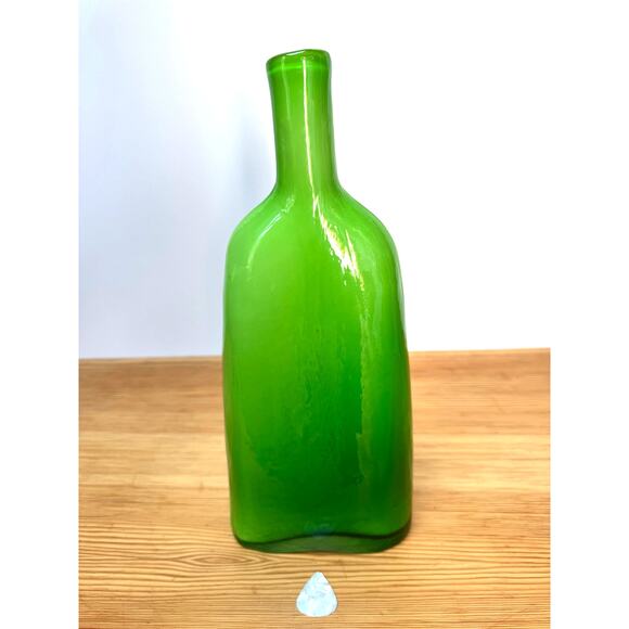 Large Mid-Century Modern Green Art Glass Bottle Vase, 12" - Picture 7 of 8